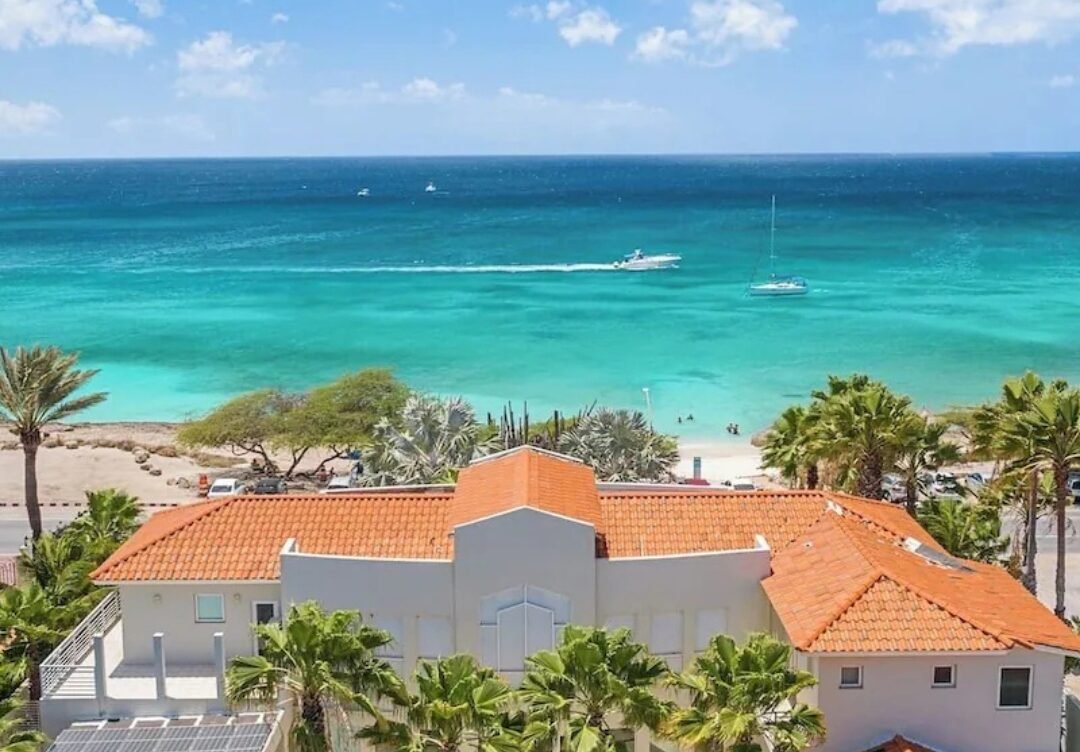 Beyond the Beach: Where Aruba’s Cuisine Meets Caribbean Artistry